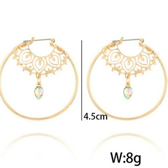 Vintage Bobo Hoop Carving Gold Earrings - Picture 3 of 3